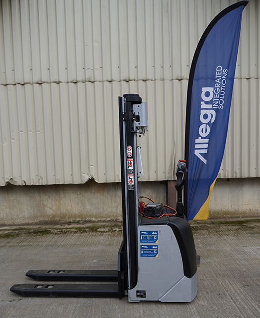 Pramac LX14-42 Electric Reach Truck