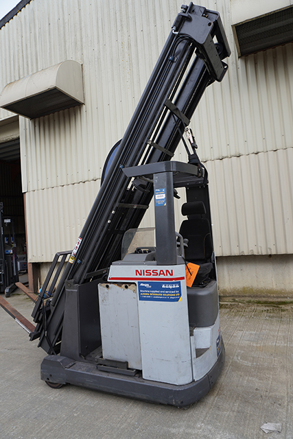 Nissan UHS141DTFVXF906 Reach Truck