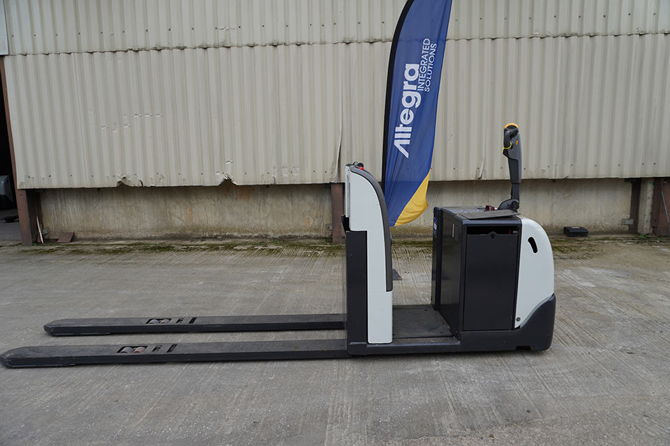 Unicarriers PPL/200T Order Picker 7763 Unicarriers PPL/200T Order Picker 7763